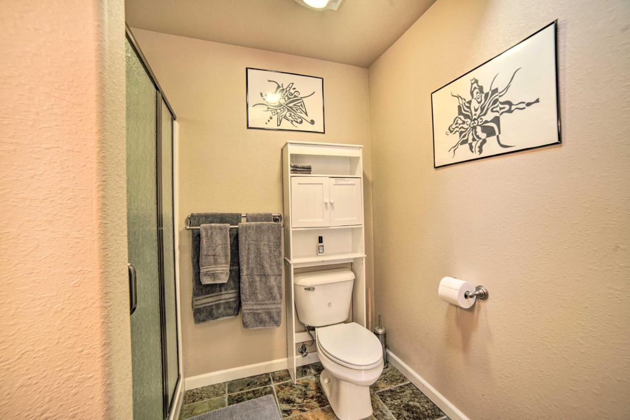 Hilltop Loft Ukiah Vacation Rental! Exterior photo