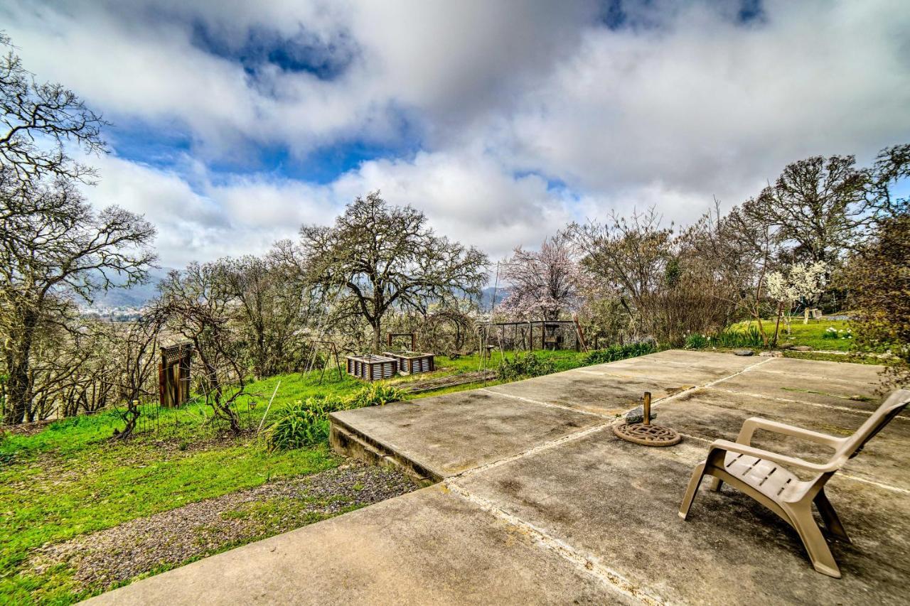 Hilltop Loft Ukiah Vacation Rental! Exterior photo