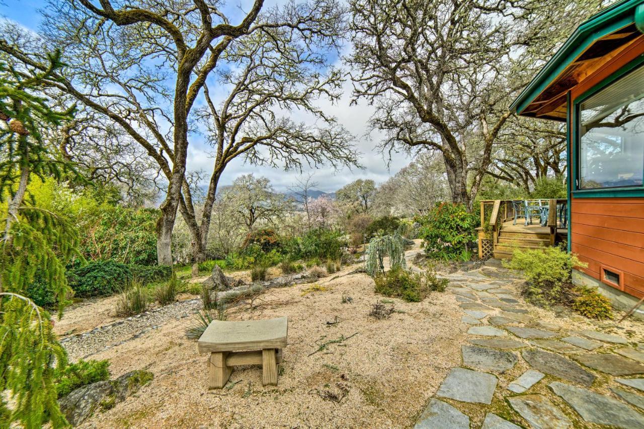 Hilltop Loft Ukiah Vacation Rental! Exterior photo